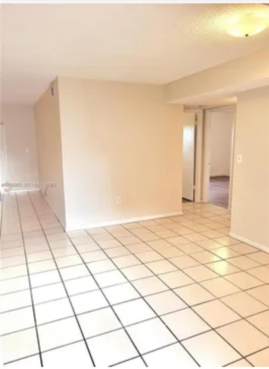 5765 W 25th Ct # 211, Hialeah, FL 33016 photo 5