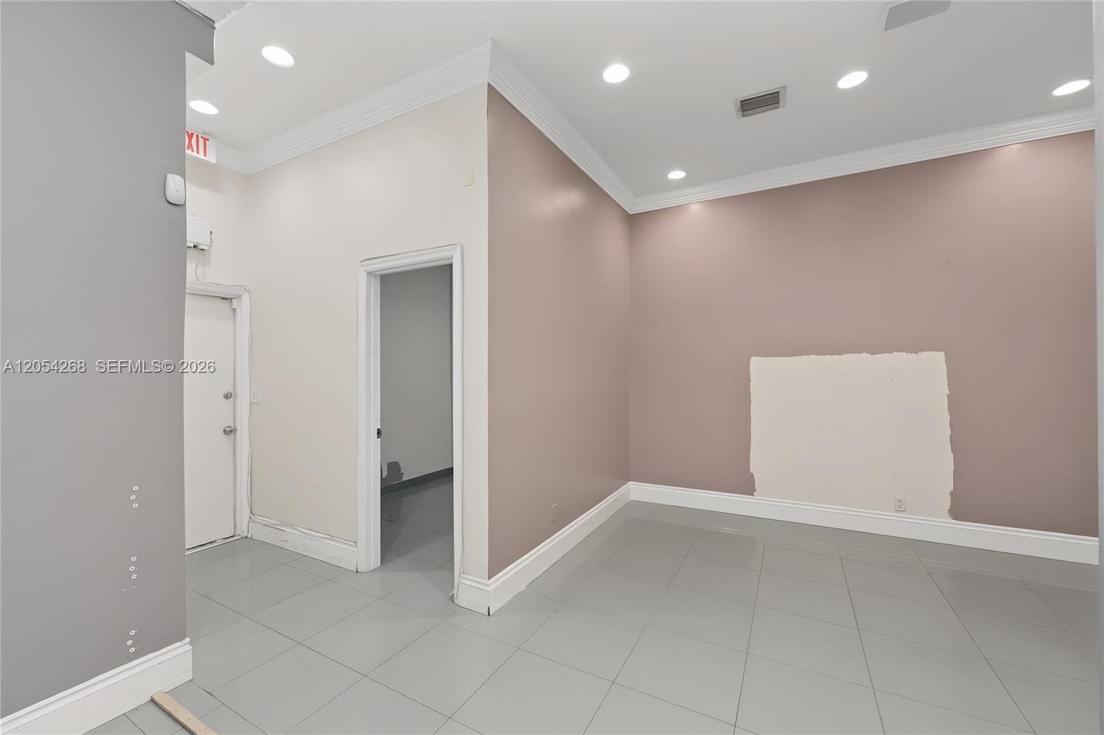 3313 NE 32nd St, Fort Lauderdale, FL 33308 photo 3