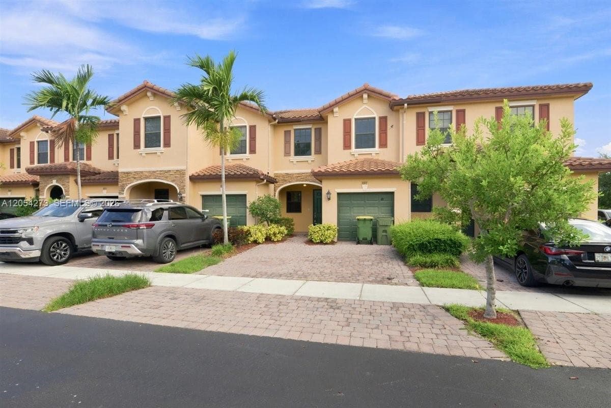 3787 SE 2nd St, Homestead, FL 33033 photo 2