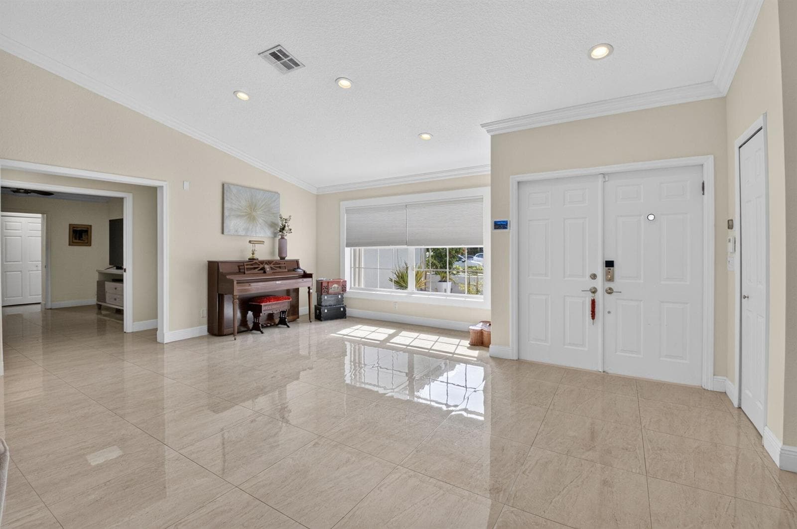 19505 SEDGEFIELD Terrace, Boca Raton, FL 33498 photo 4
