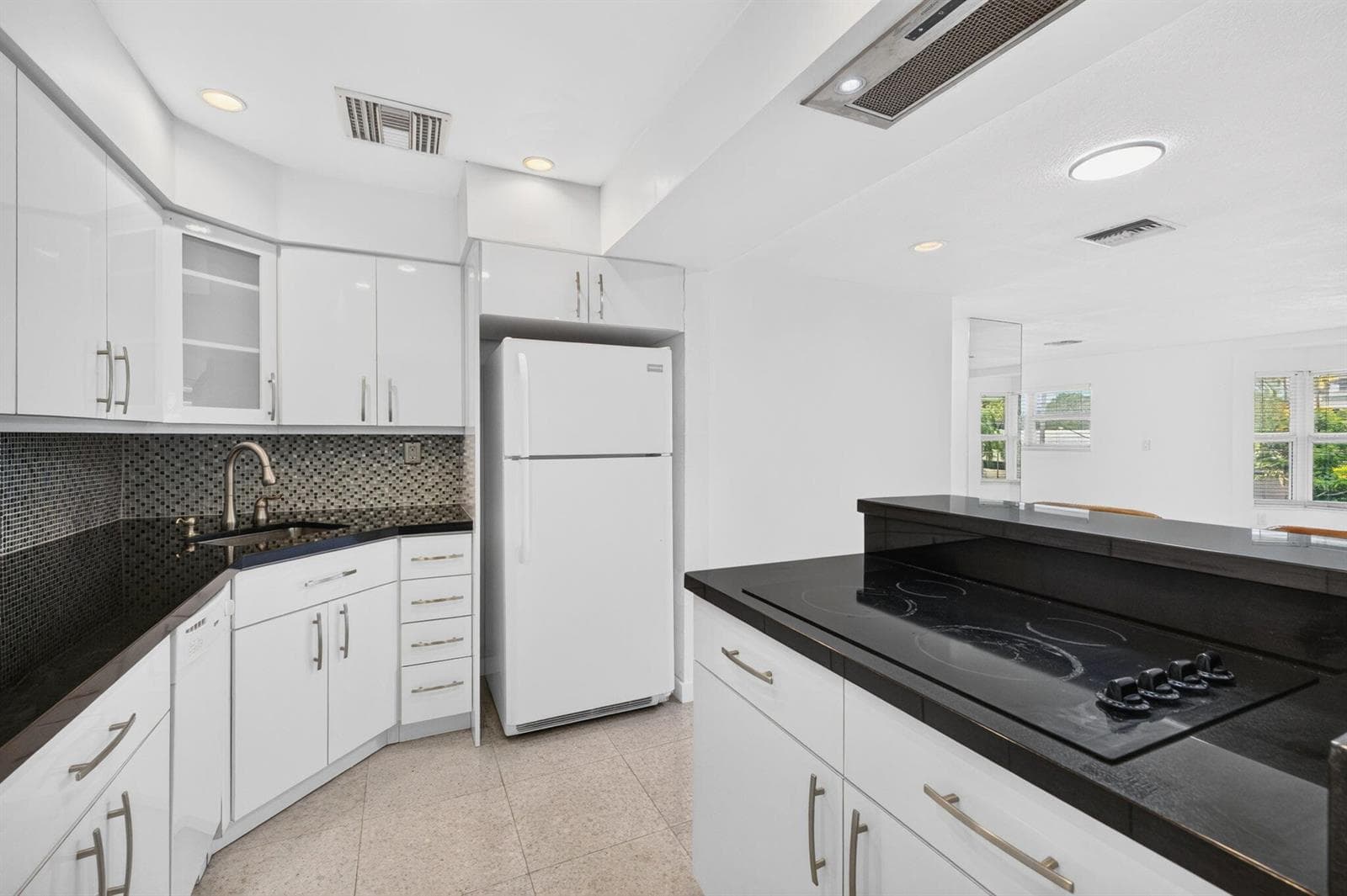 4836 NE 23RD Avenue # 31, Fort Lauderdale, FL 33308 photo 3