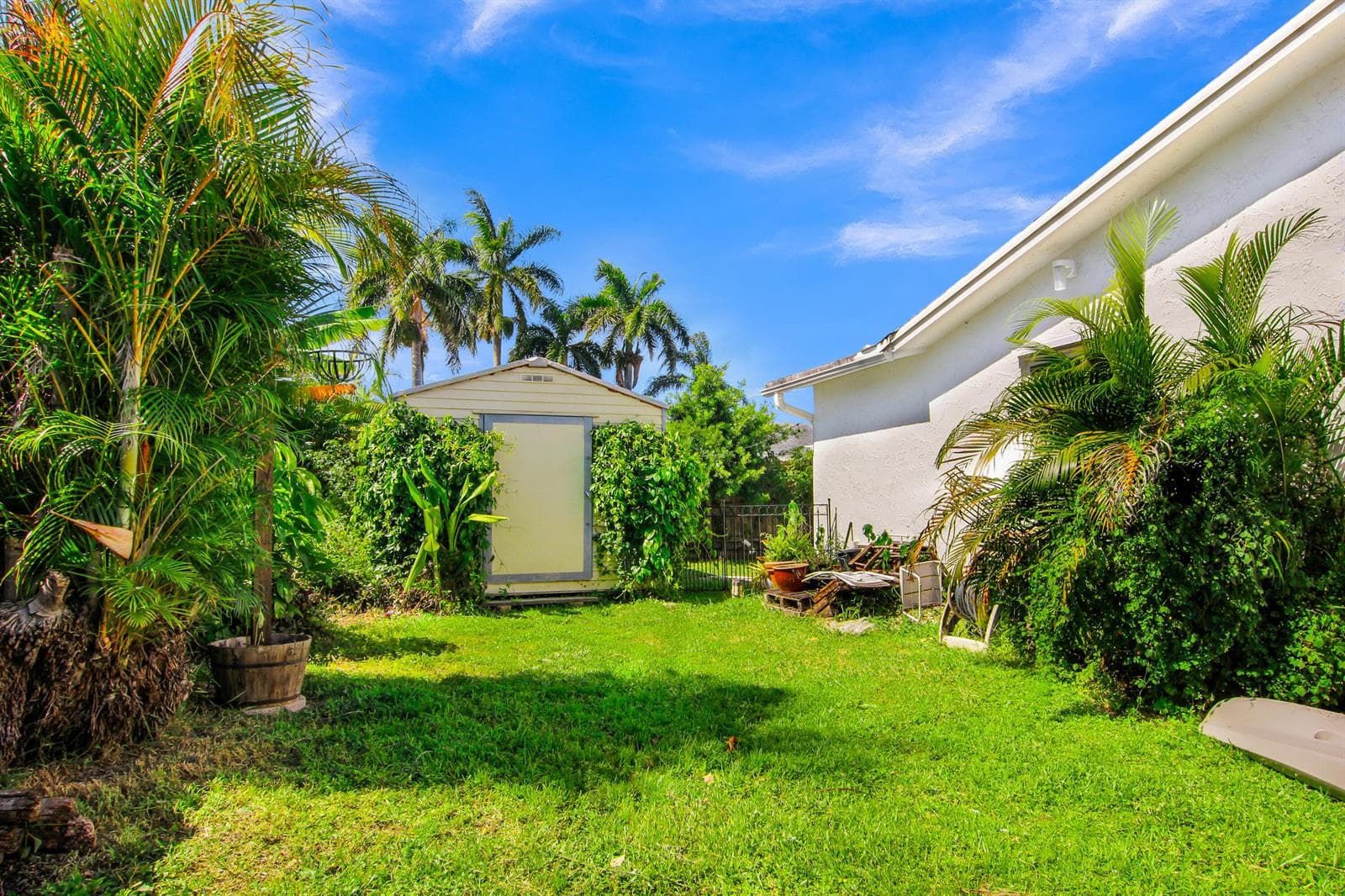 3079 Indian Trail, Lake Worth, FL 33462 photo 4