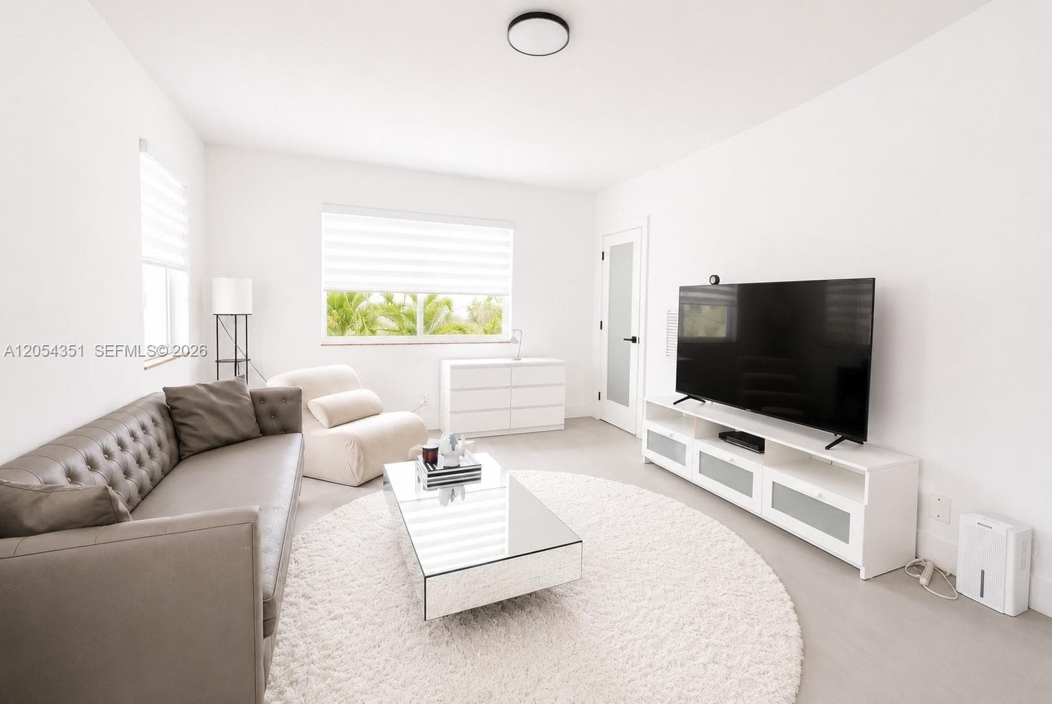815 W 39th St # 3, Miami Beach, FL 33140 photo 2