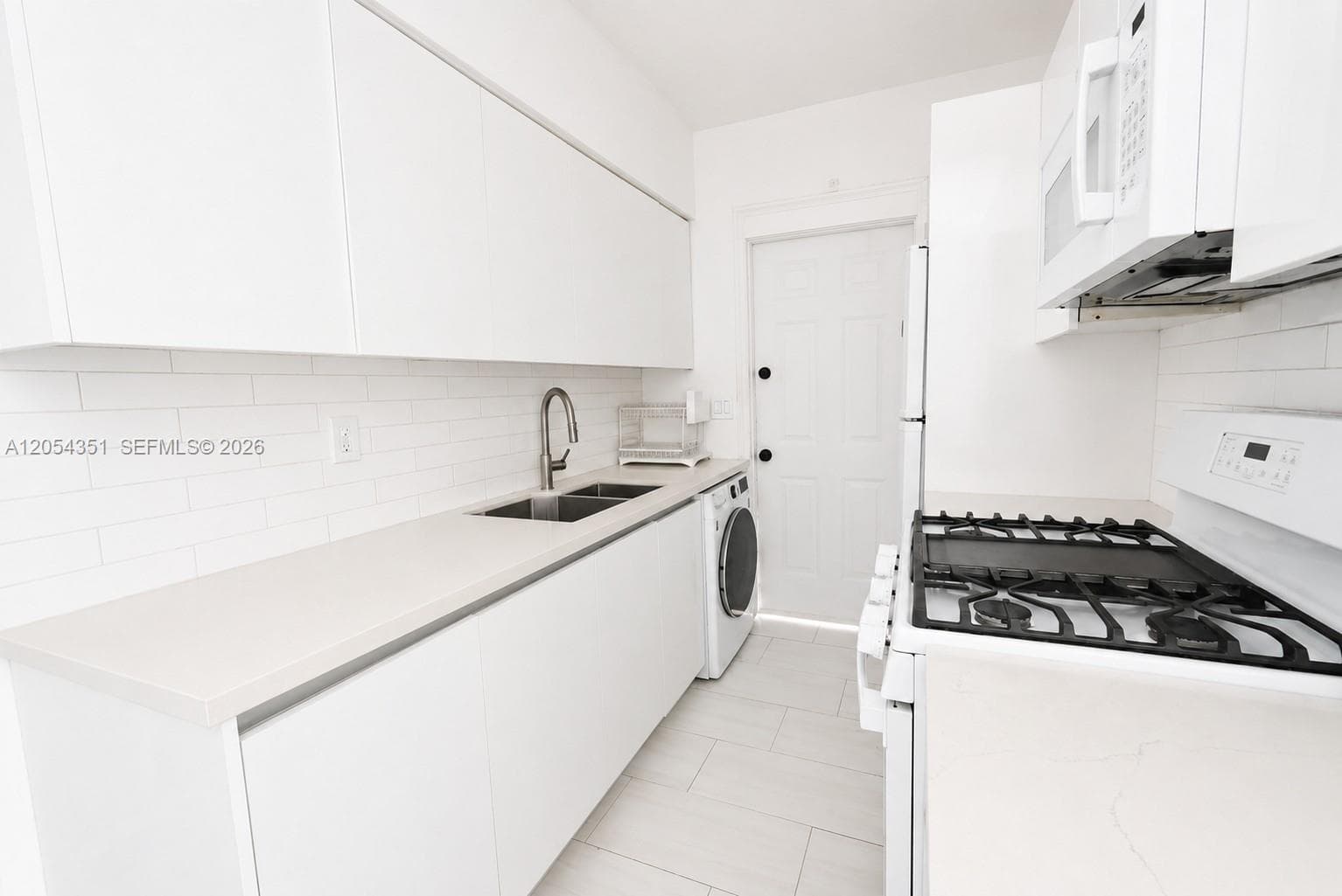 815 W 39th St # 3, Miami Beach, FL 33140 photo 5
