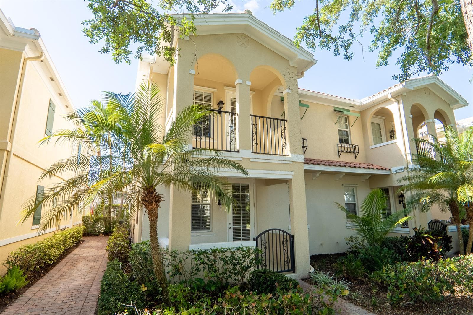 186 SORIANO Drive, Jupiter, FL 33458 photo 2