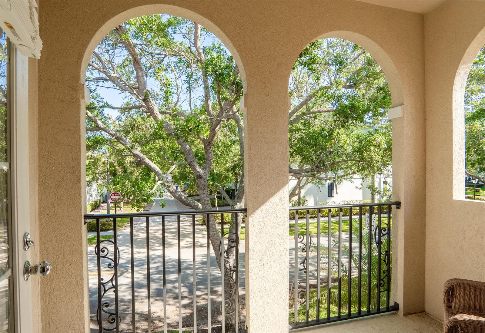 186 SORIANO Drive, Jupiter, FL 33458 photo 3