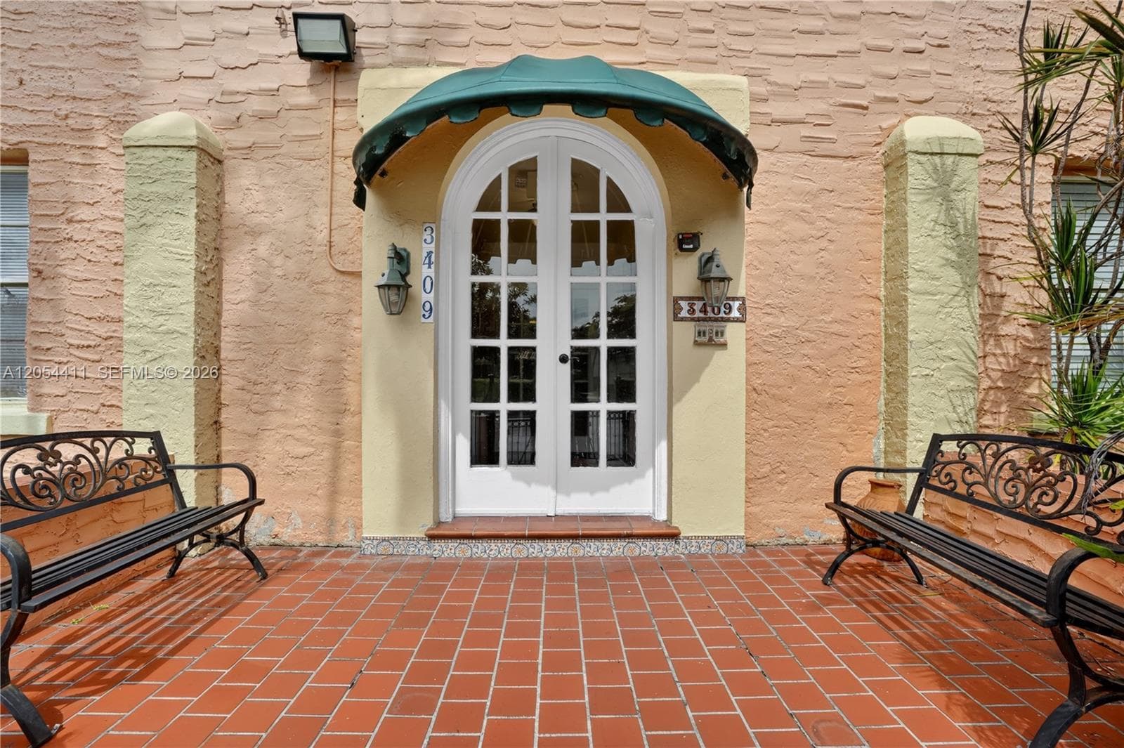 3409 S Le Jeune Rd # 11, Coral Gables, FL 33134 photo 2