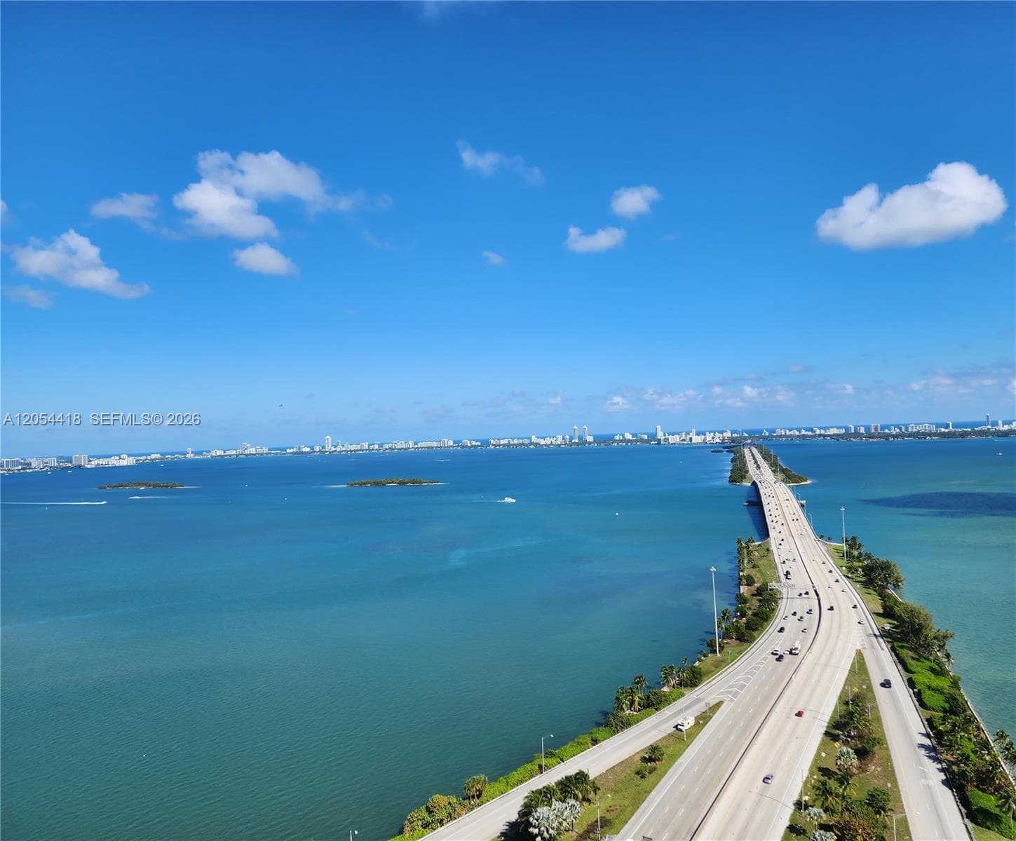 601 NE 36th St # 3210, Miami, FL 33137 photo 2