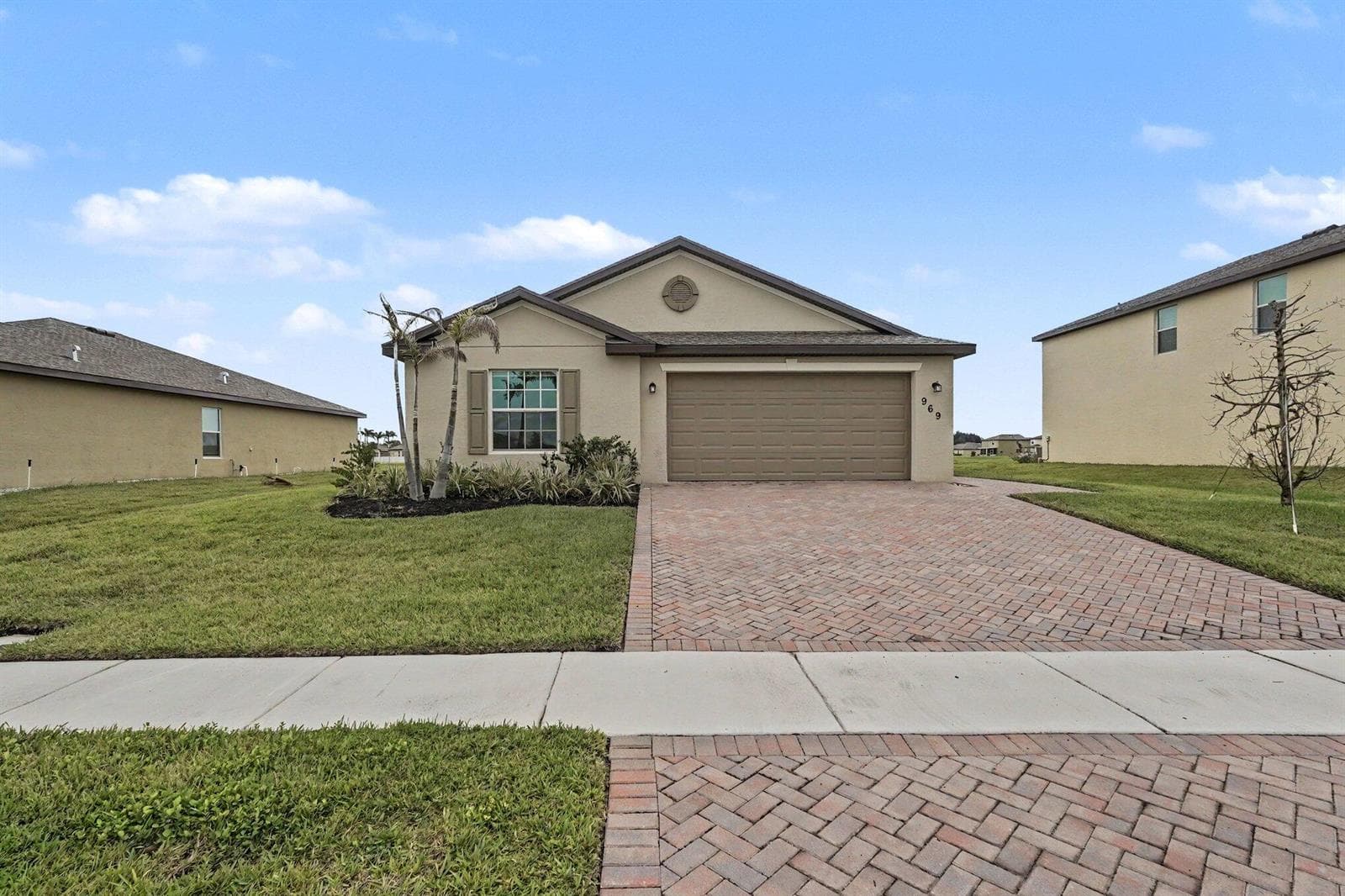 969 Bent Creek Drive, Fort Pierce, FL 34947 photo 2