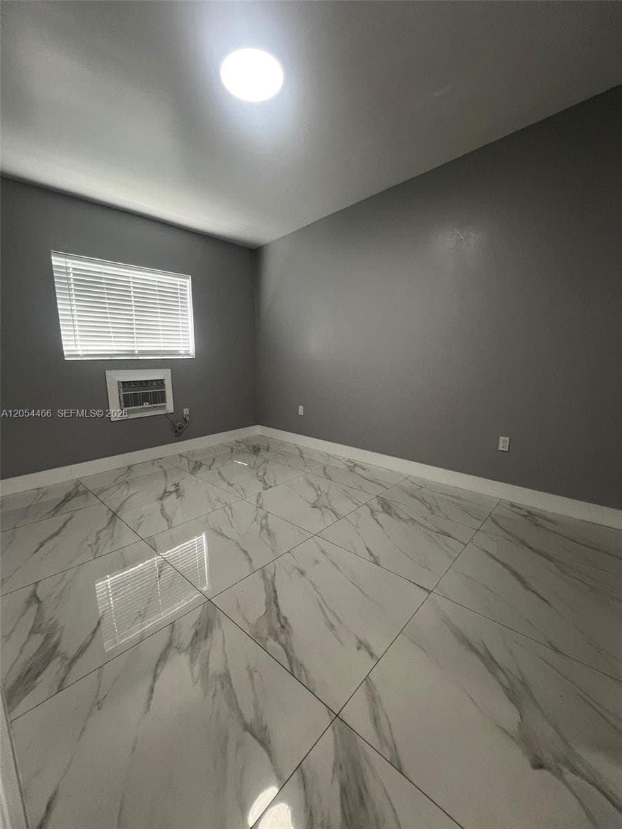 2081 NW 30th St # 3, Miami, FL 33142 photo 3