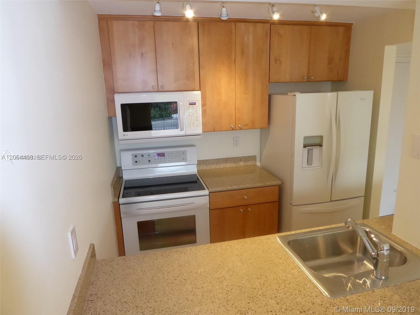 2530 SW 3rd Ave # 503, Miami, FL 33129 photo 5