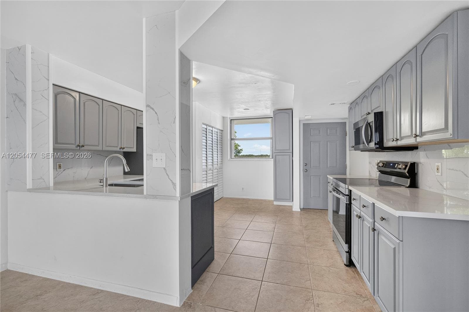 117 Lake Emerald Dr # 408, Oakland Park, FL 33309 photo 4