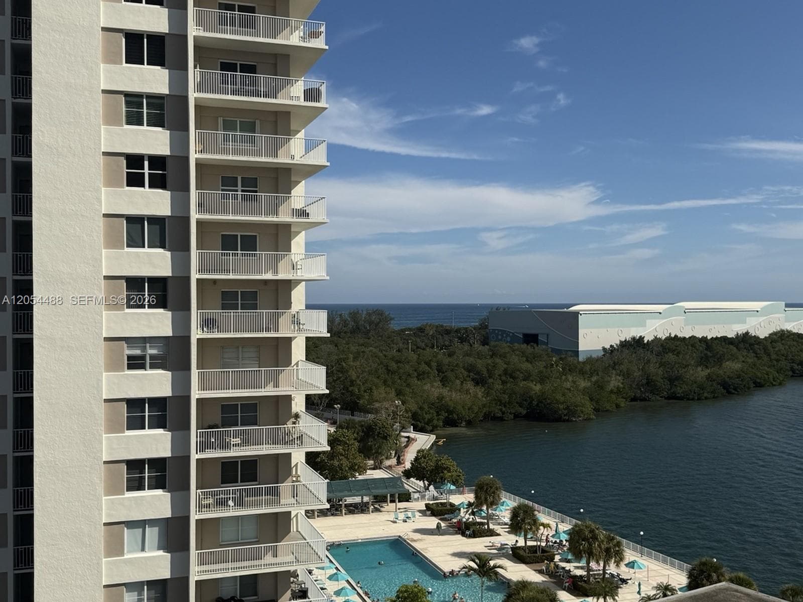 500 Bayview Dr # 1031, Sunny Isles Beach, FL 33160 photo 4