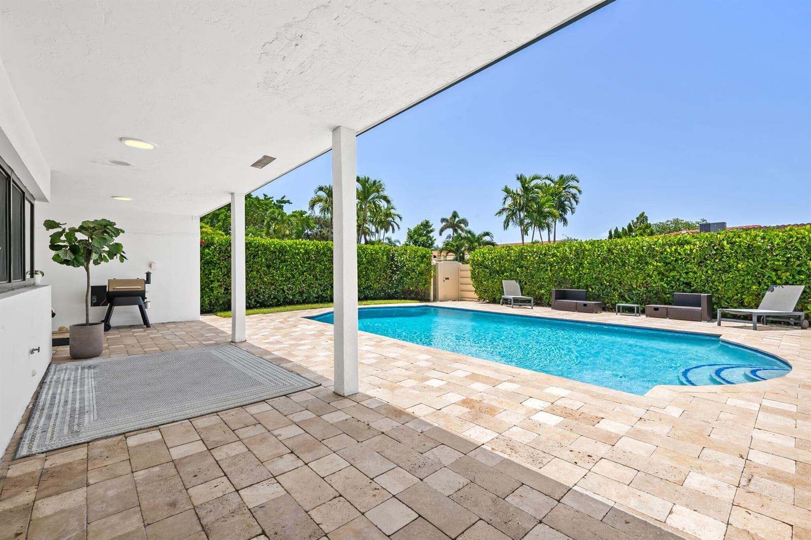 5122 CLEVELAND Street, Hollywood, FL 33021 photo 3