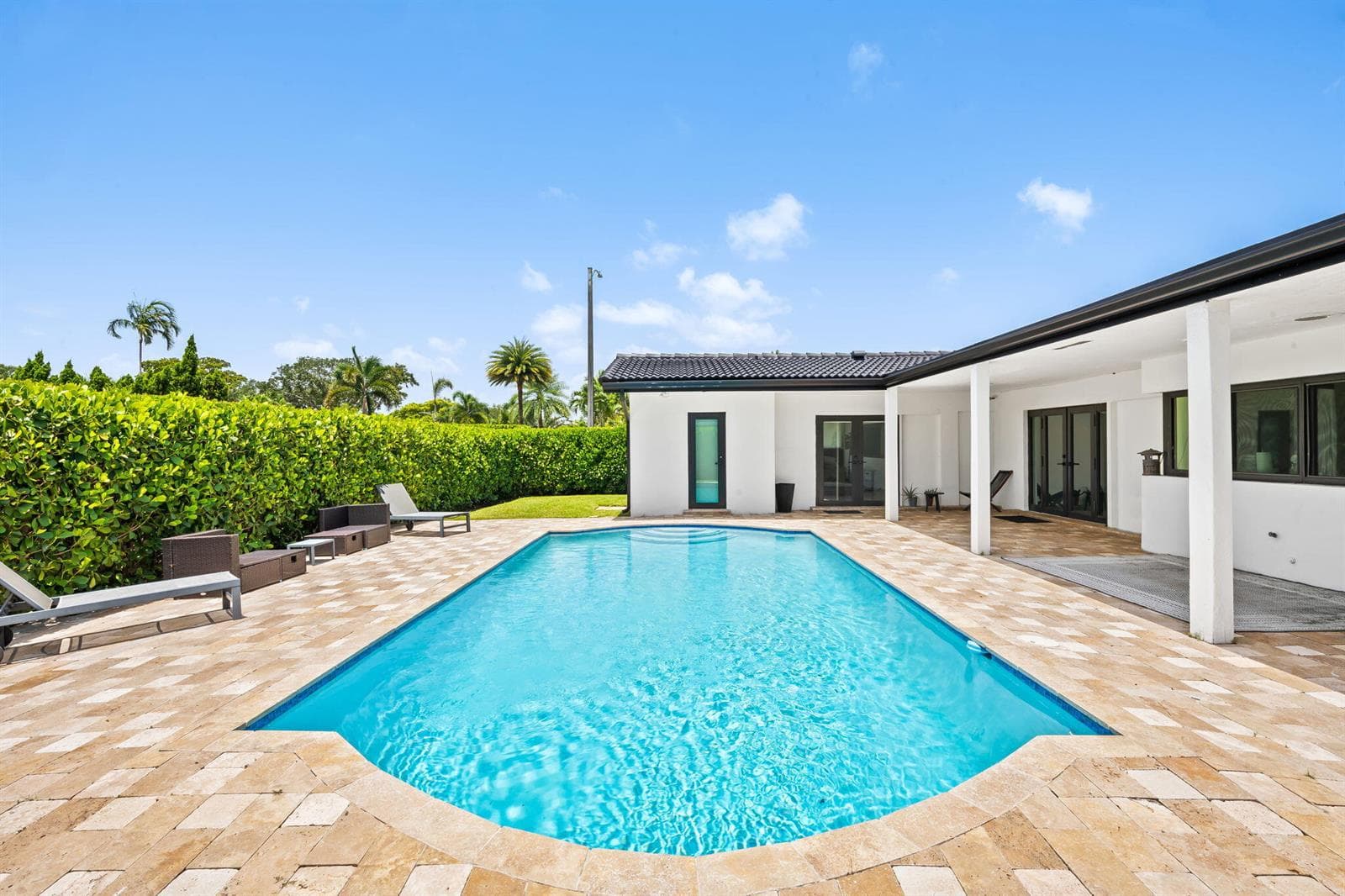 5122 CLEVELAND Street, Hollywood, FL 33021 photo 4