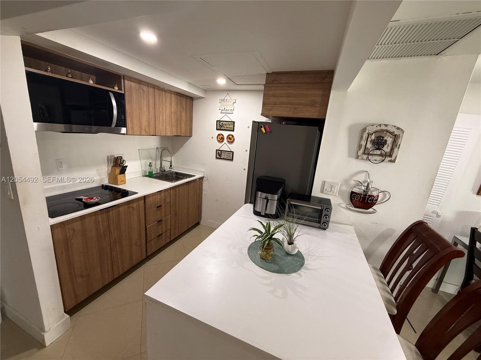 777 SW 9th Ave # 205, Miami, FL 33130 photo 4