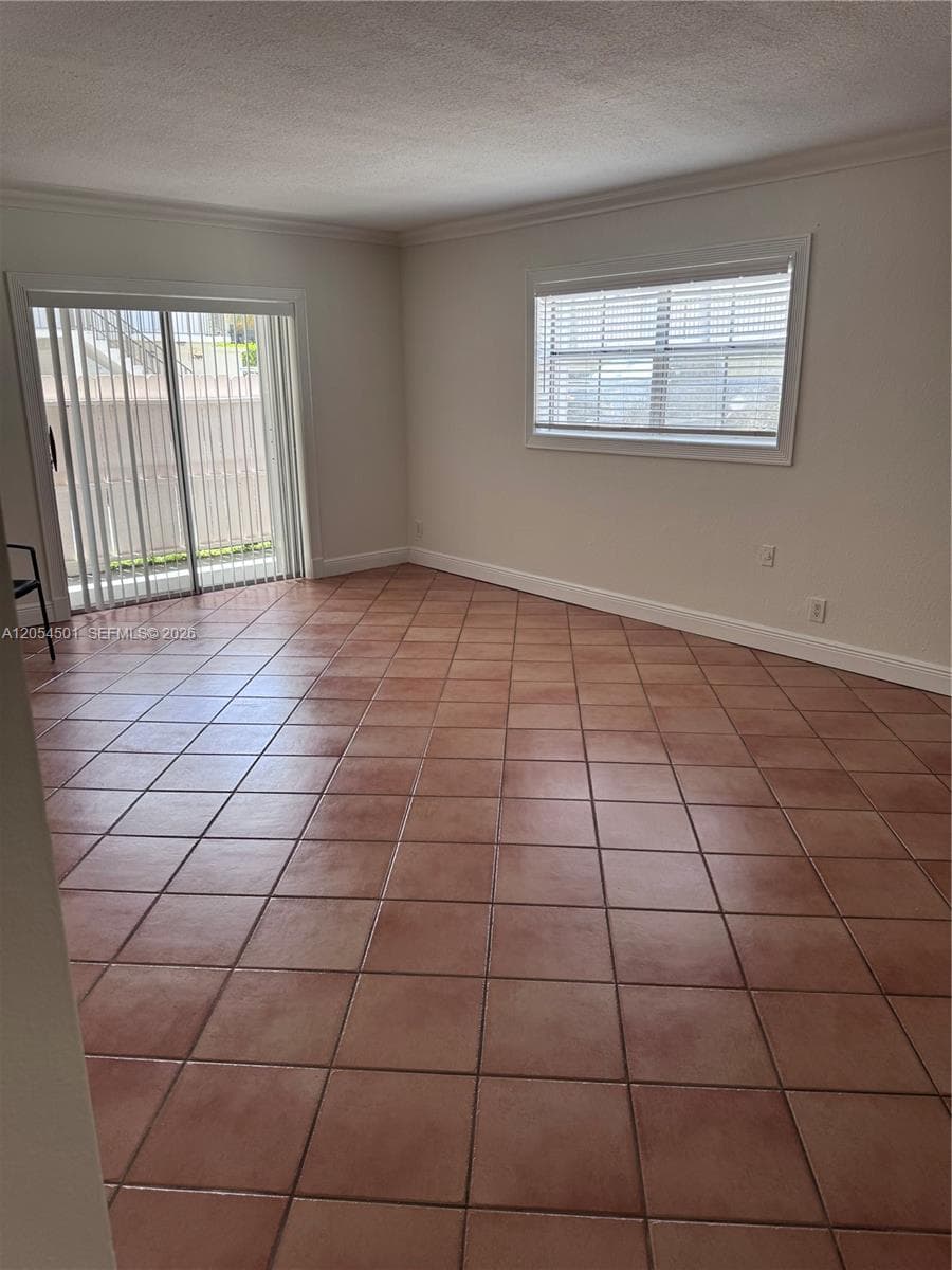 6705 N Kendall Dr # 301, Pinecrest, FL 33156 photo 4