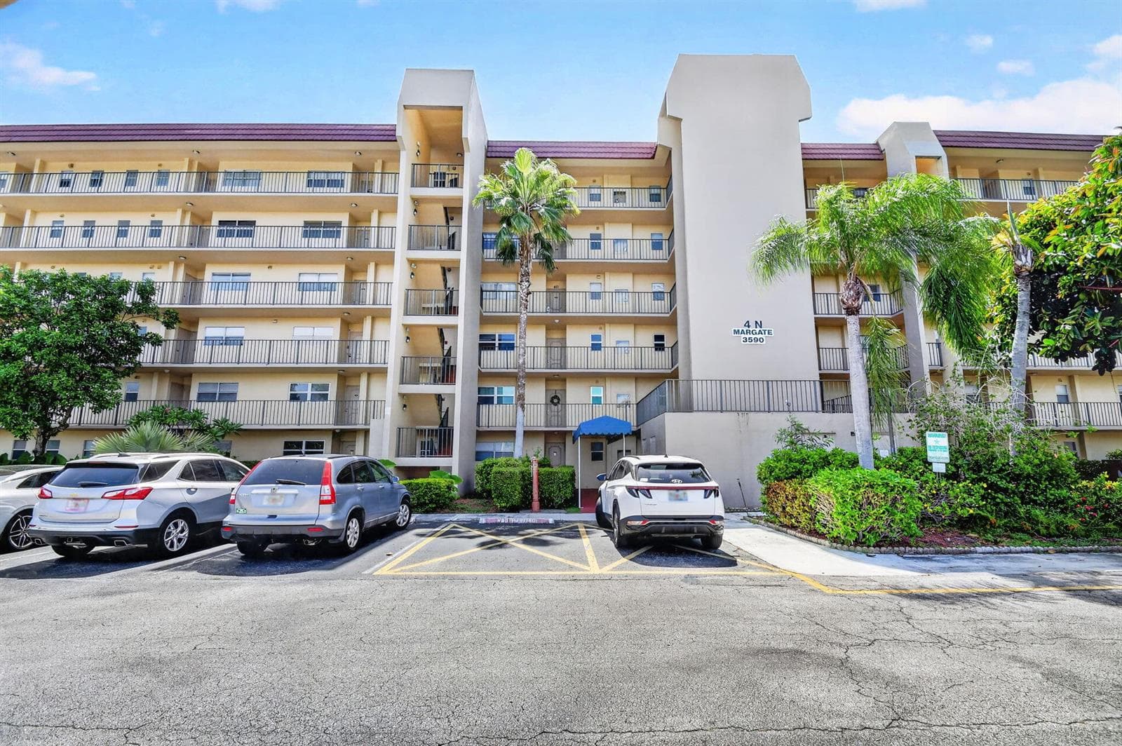 3590 Via Poinciana # 311, Lake Worth, FL 33467 photo 2