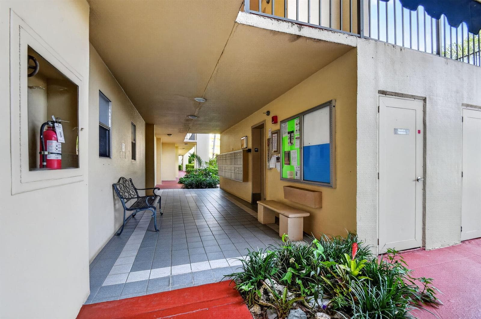 3590 Via Poinciana # 311, Lake Worth, FL 33467 photo 3
