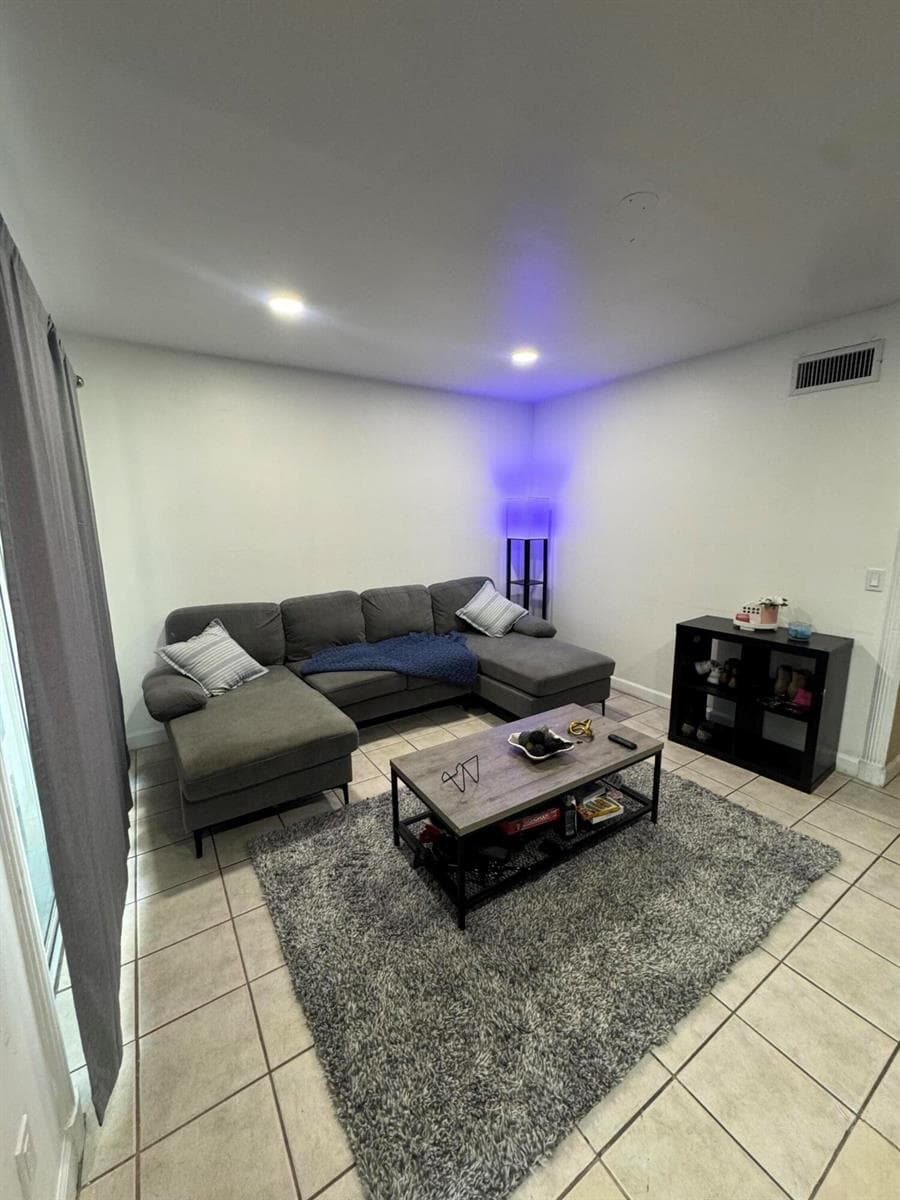 5090 ELMHURST Road # C, West Palm Beach, FL 33417 photo 3