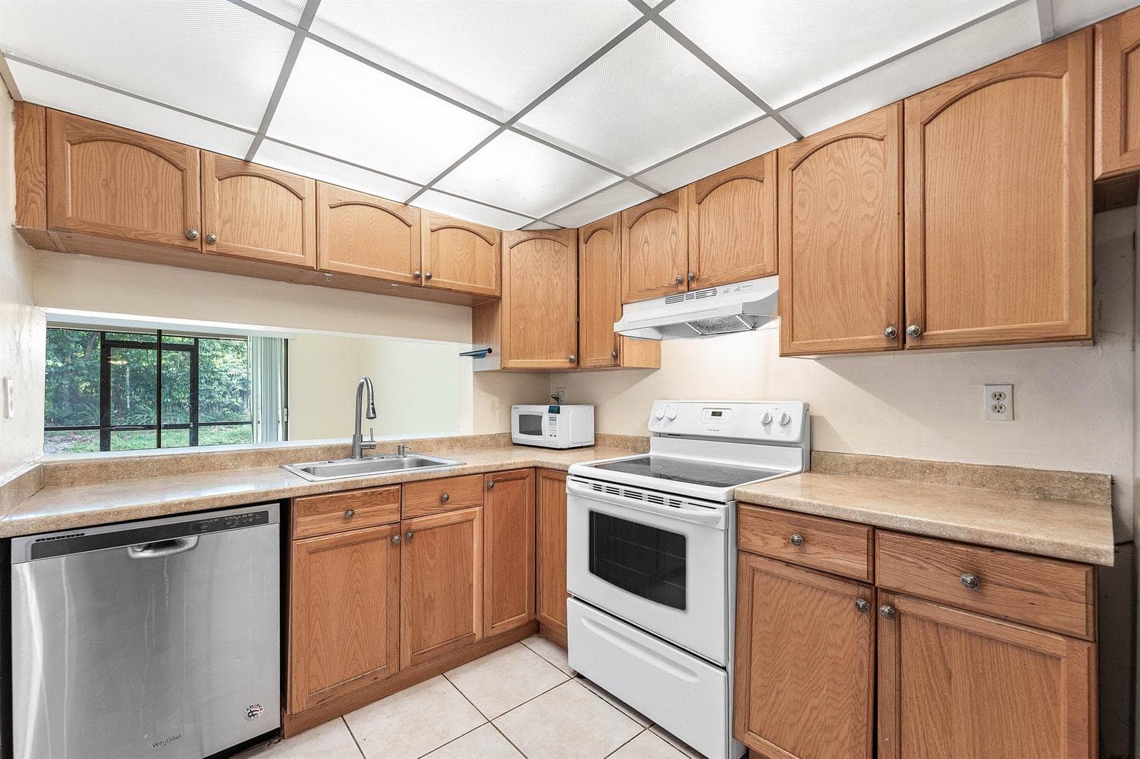 9050 NW 28TH Street # 112, Coral Springs, FL 33065 photo 3