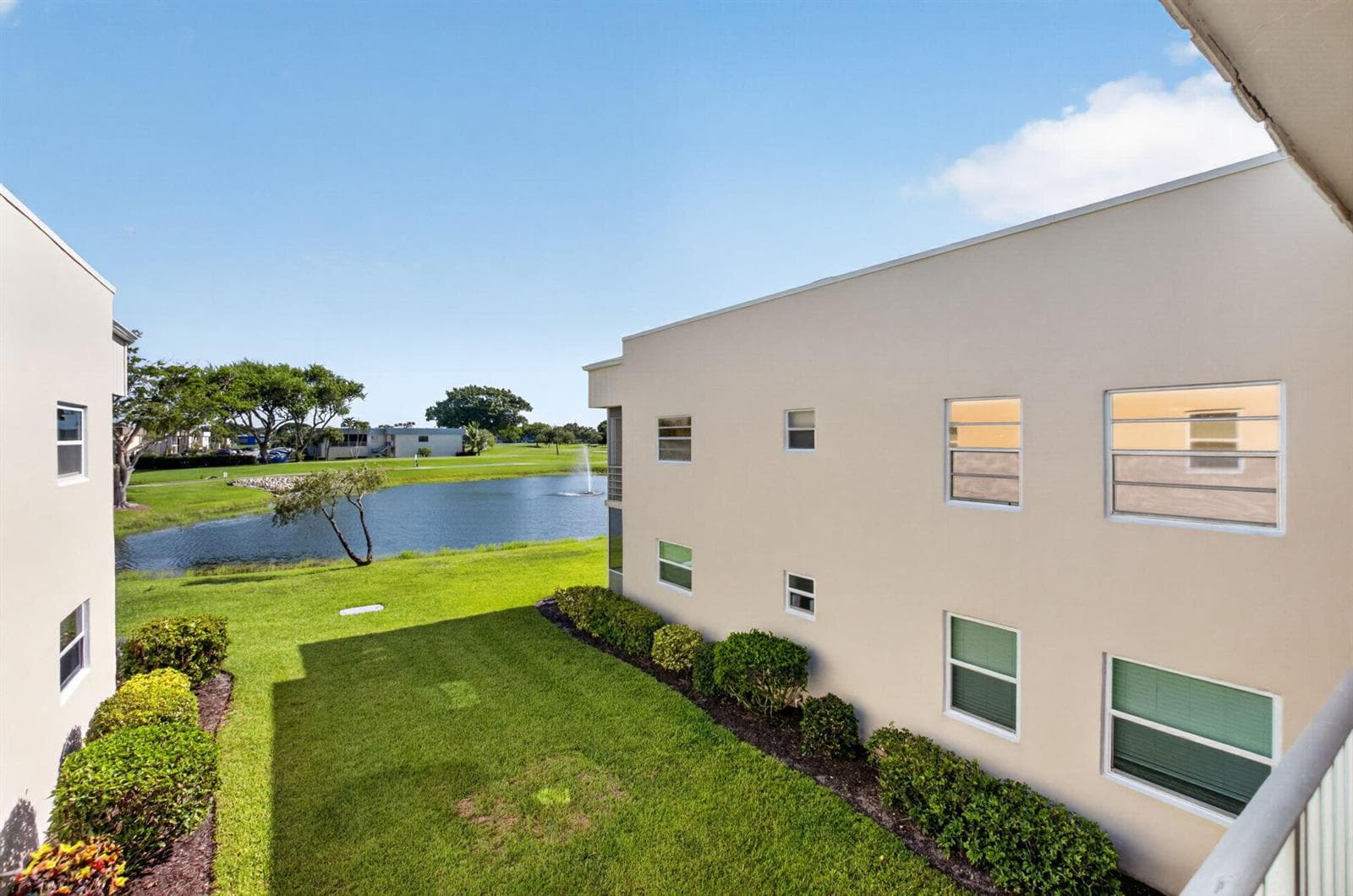 332 Capri G, Delray Beach, FL 33484 photo 3