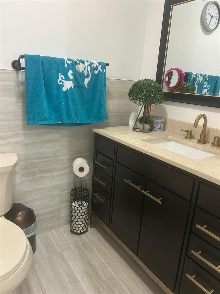 3 Greenway Village N # 202, Royal Palm Beach, FL 33411 photo 4