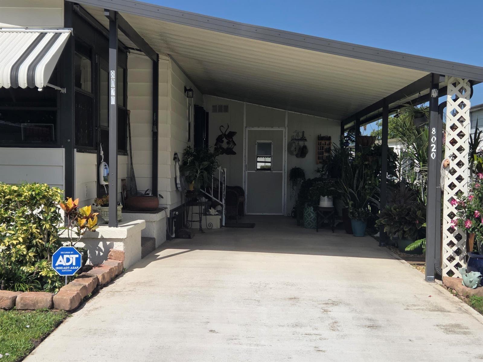 8020 SE Shenandoah Drive, Hobe Sound, FL 33455 photo 2
