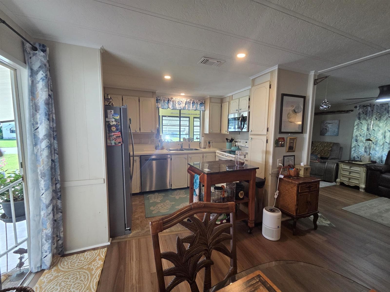 8020 SE Shenandoah Drive, Hobe Sound, FL 33455 photo 5