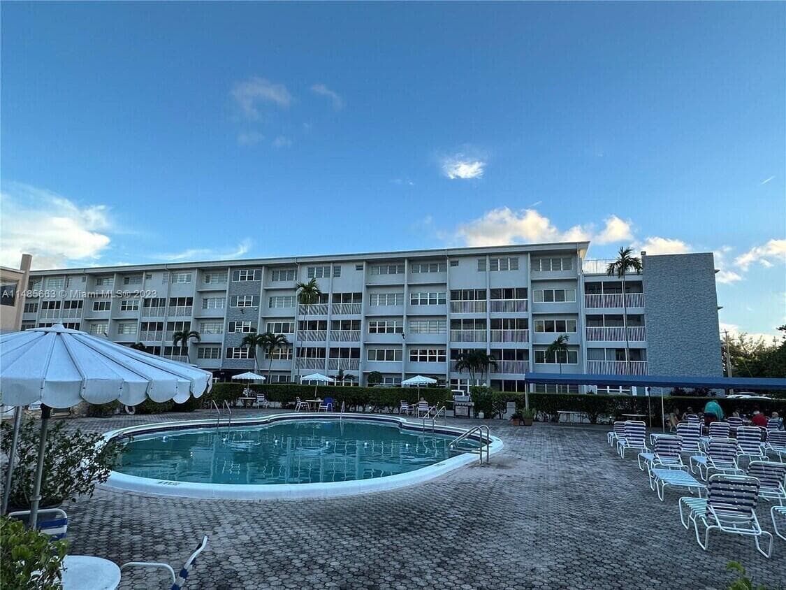 215 SE 3RD Avenue # 306D, Hallandale Beach, FL 33009 photo 4