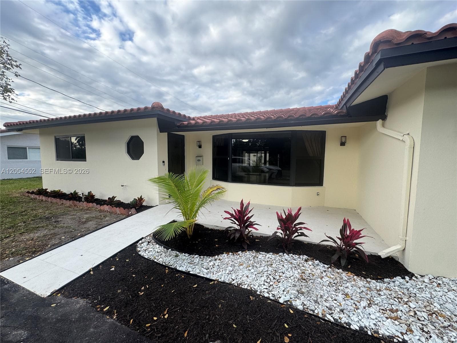 1109 SE 10th St, Deerfield Beach, FL 33441 photo 4