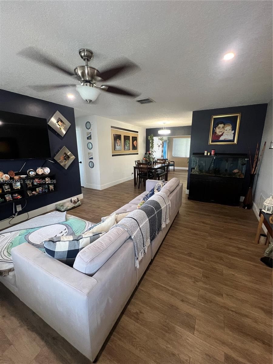 4108 NW 47th Ct, Tamarac, FL 33319 photo 4