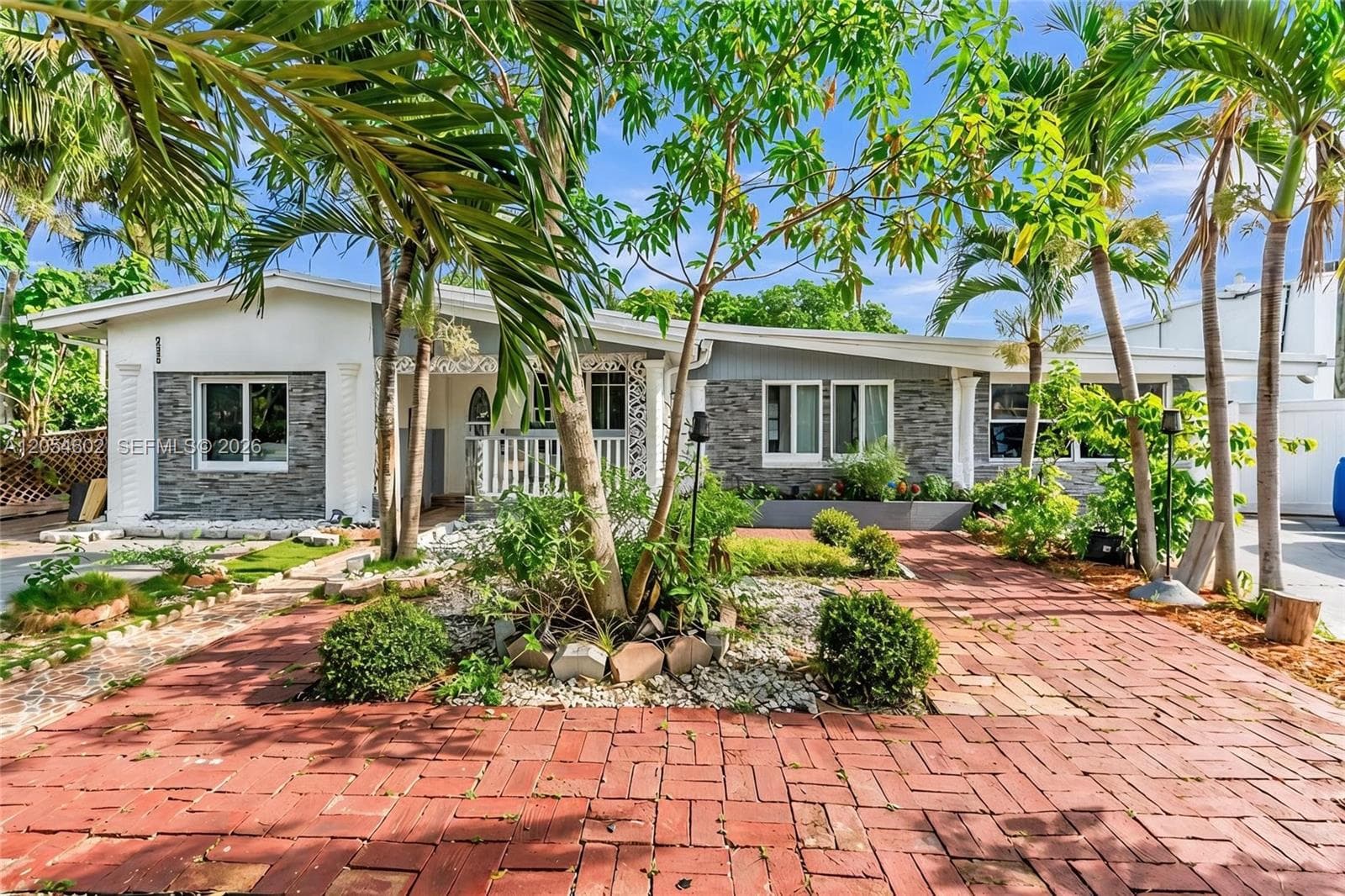 295 NW 122nd St, North Miami, FL 33168 photo 2