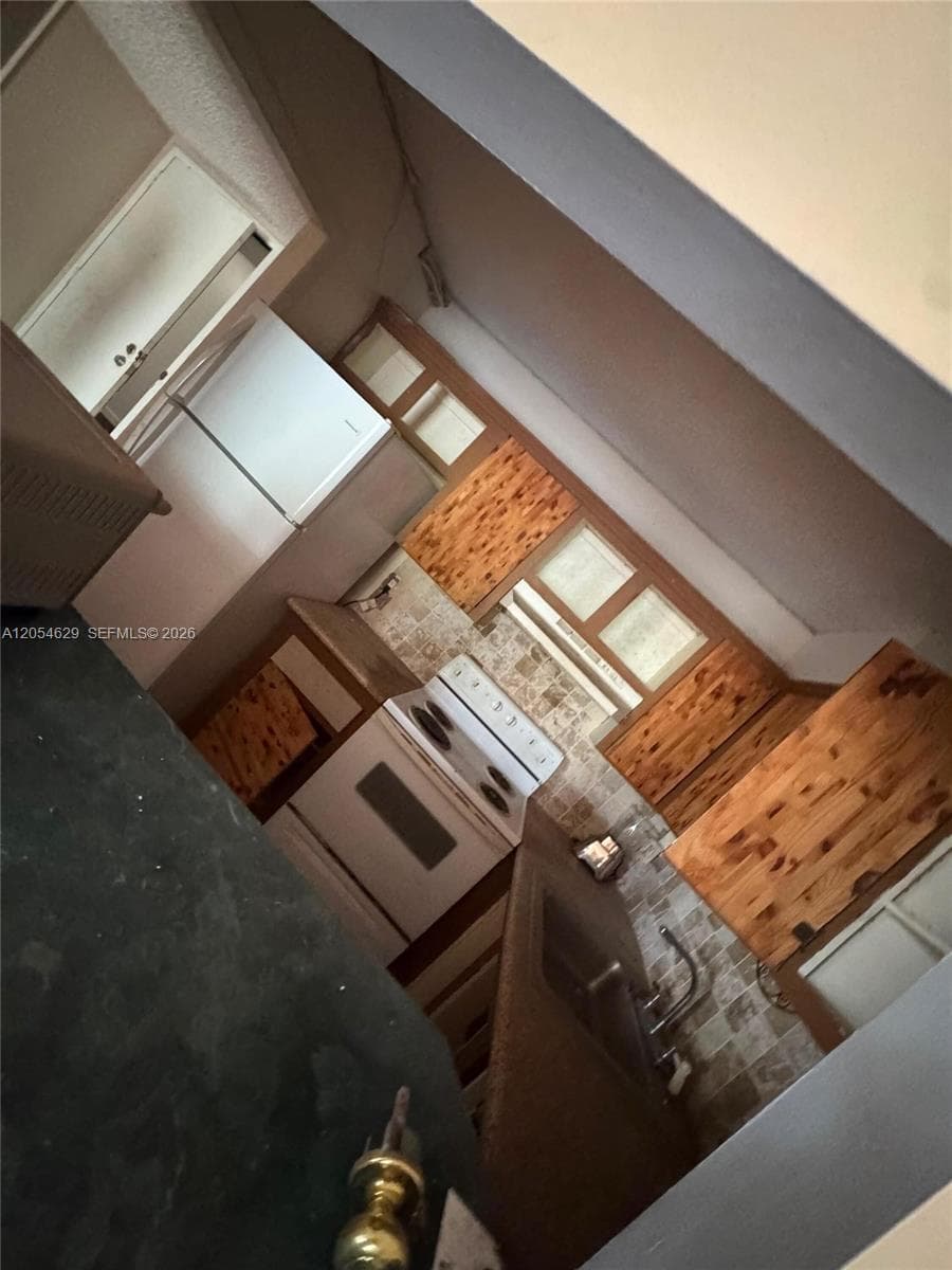 4174 Inverrary Dr # 410, Lauderhill, FL 33319 photo 4