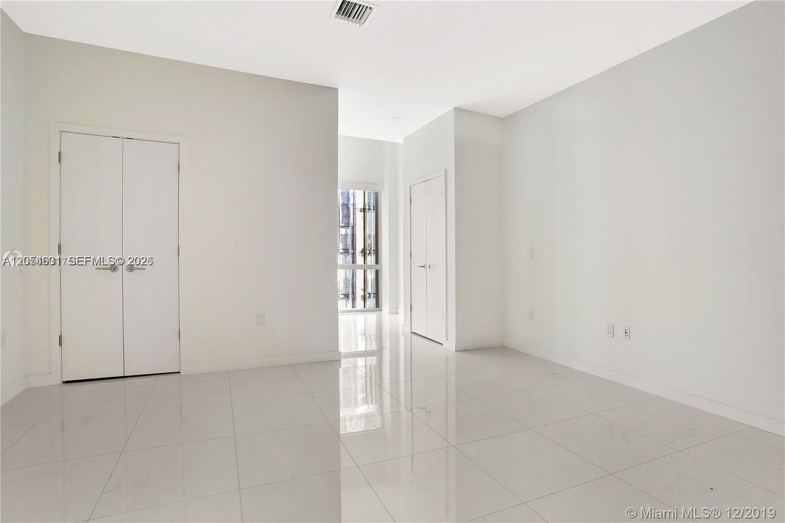 851 NE 1st Ave # 504, Miami, FL 33132 photo 5