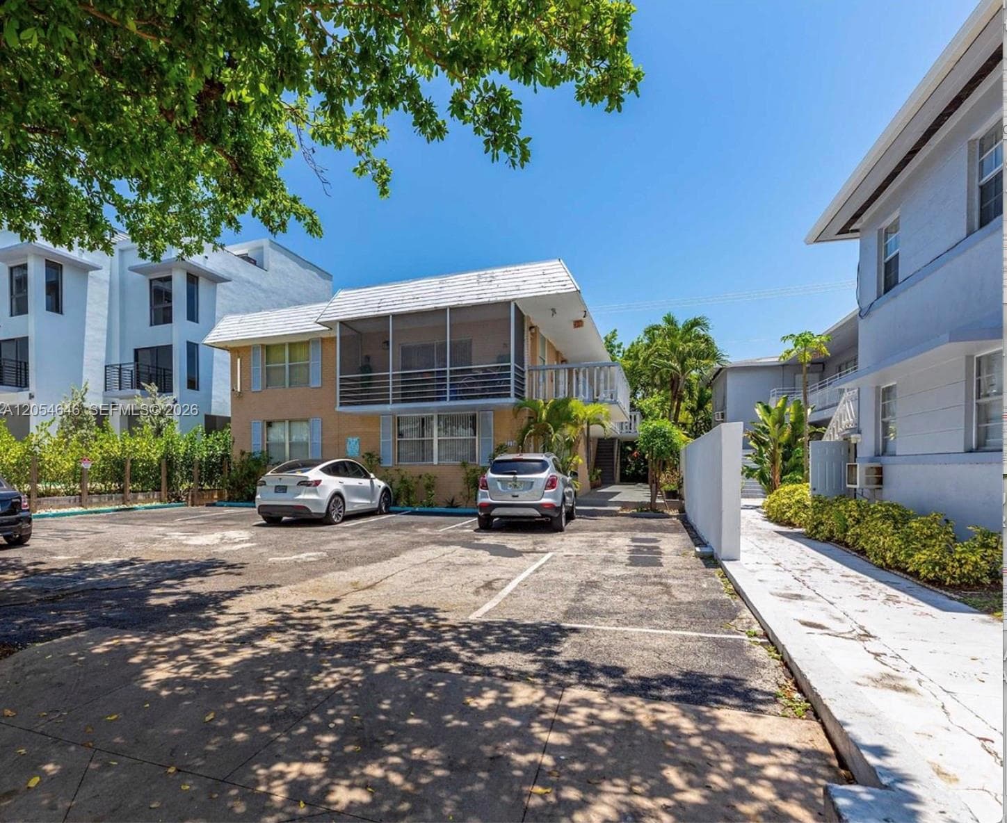 1140 71st St # 2, Miami Beach, FL 33141 photo 2
