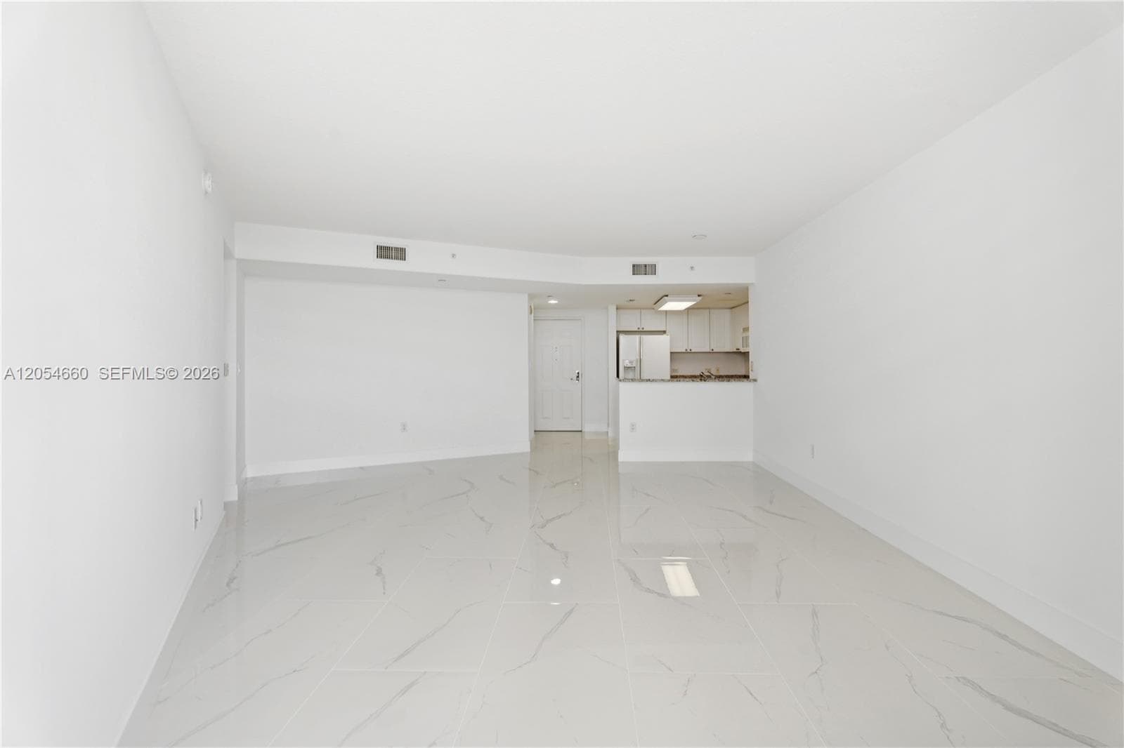 19501 W COUNTRY CLUB DR # 2506, Aventura, FL 33180 photo 4