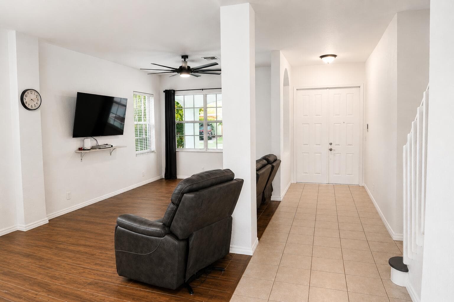 609 SW 167TH Way, Pembroke Pines, FL 33027 photo 4
