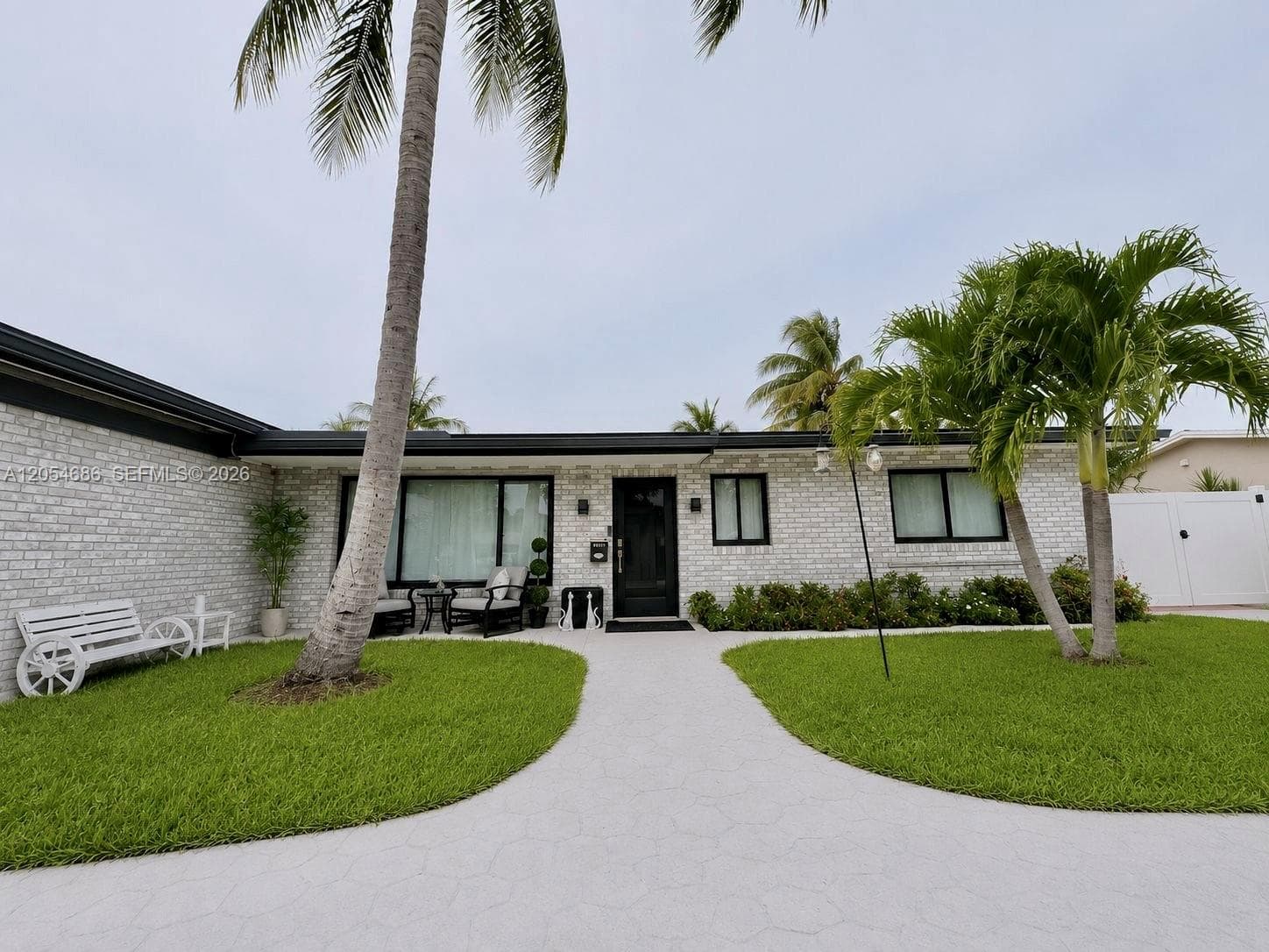 8641 NW 19th St, Pembroke Pines, FL 33024 photo 4