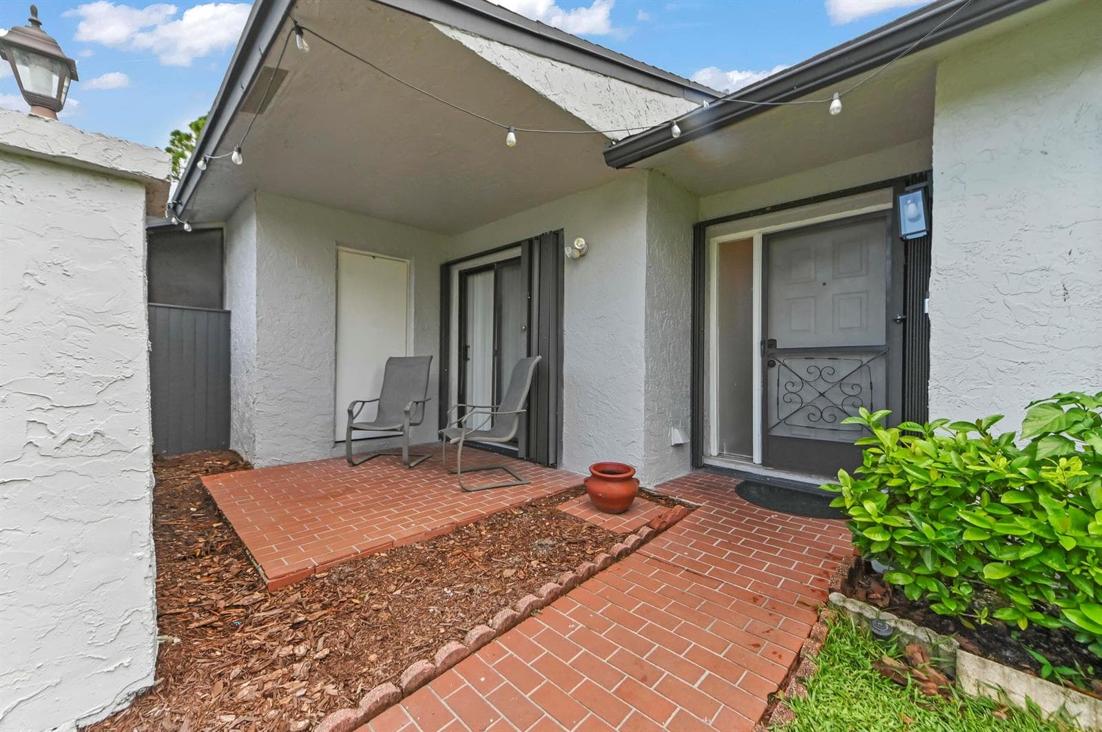 84 Conaskonk Circle, Royal Palm Beach, FL 33411 photo 3