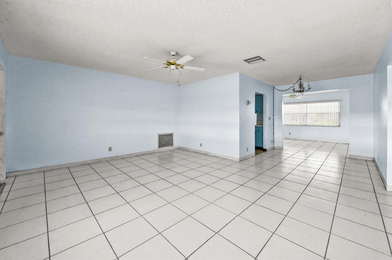 1196 SW Lake Circle, Boynton Beach, FL 33426 photo 4