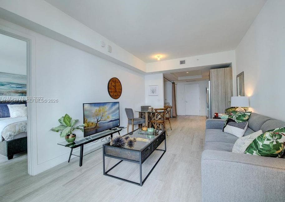 121 NE 34th St # 1603, Miami, FL 33137 photo 5