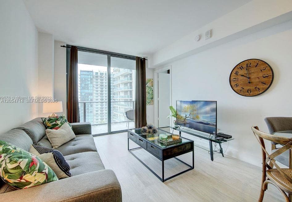 121 NE 34th St # 1603, Miami, FL 33137 photo 4