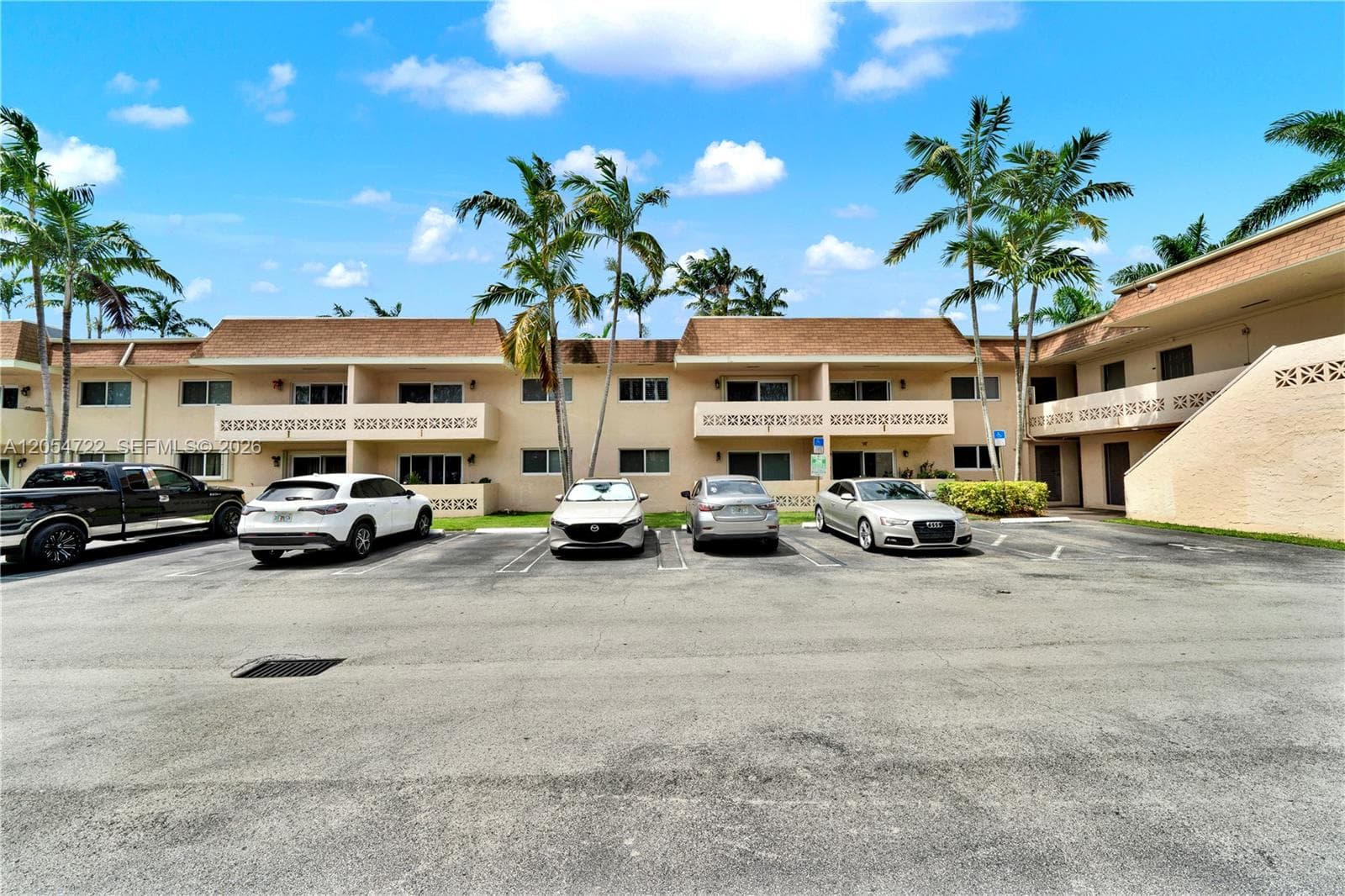 14500 SW 88th Ave # 217, Palmetto Bay, FL 33176 photo 2