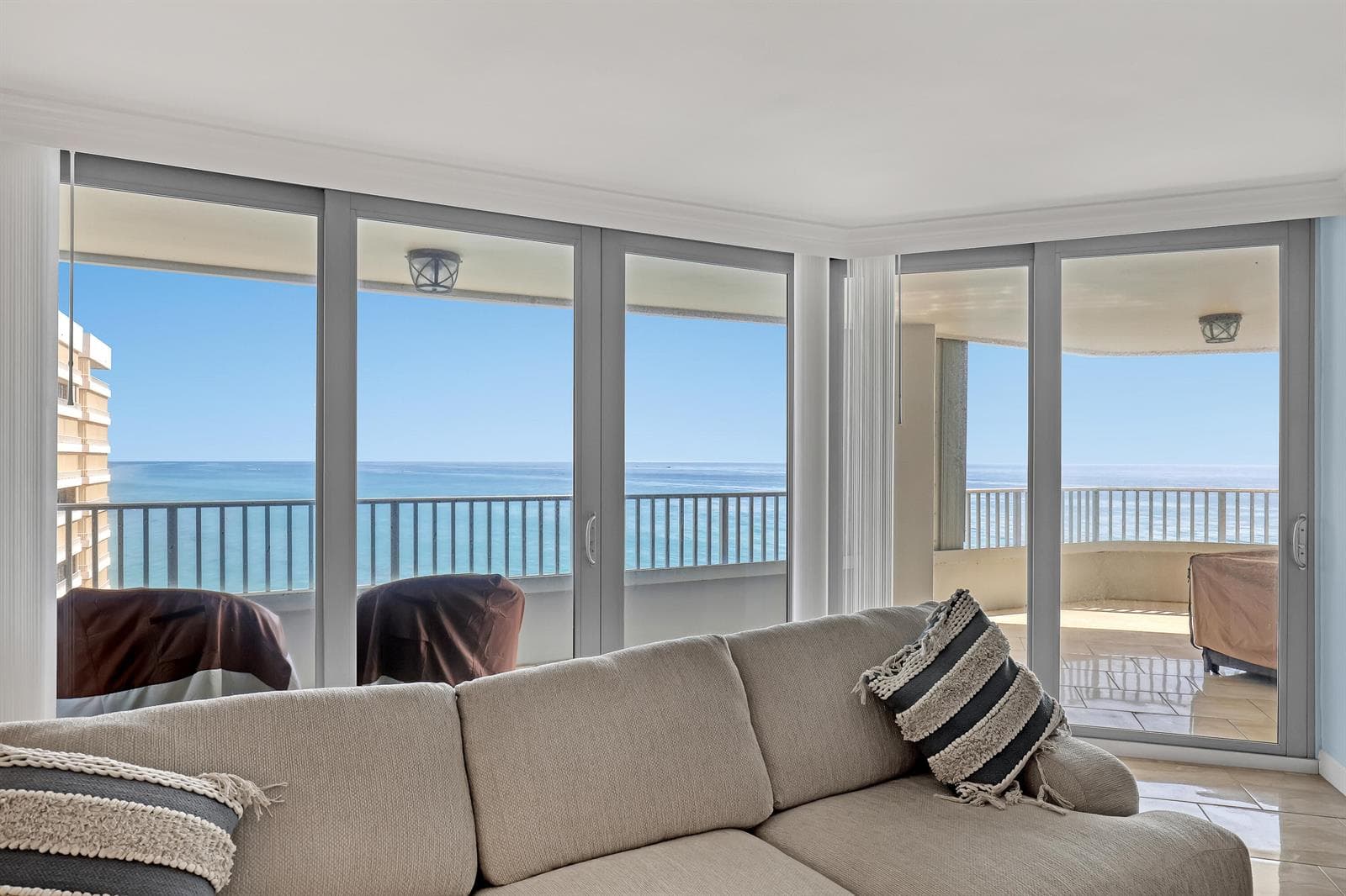 5200 N OCEAN Drive N # 1201, Singer Island, FL 33404 photo 5
