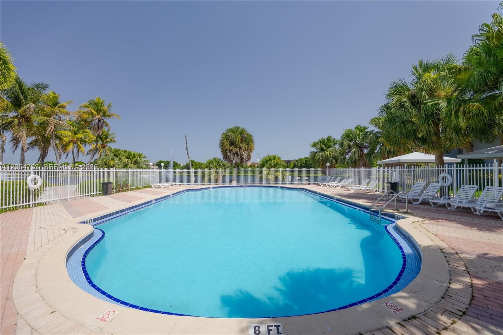 9365 Fontainebleau Blvd # E205, Miami, FL 33172 photo 4