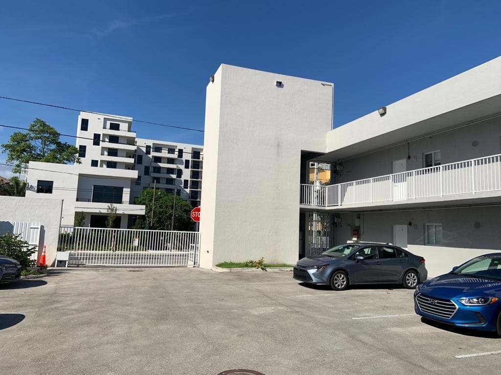 750 SW 2nd Street # 11, Miami, FL 33130 photo 2