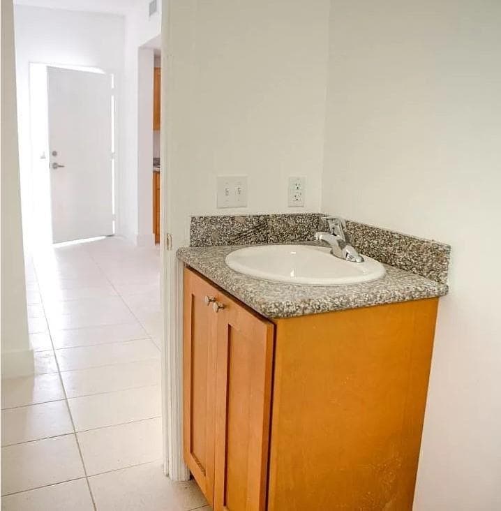 750 SW 2nd Street # 11, Miami, FL 33130 photo 5
