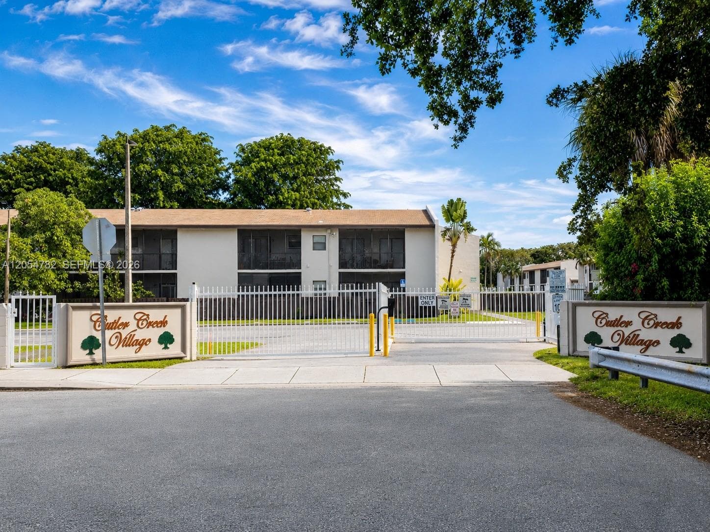 10370 SW 220th St # 228, Cutler Bay, FL 33190
