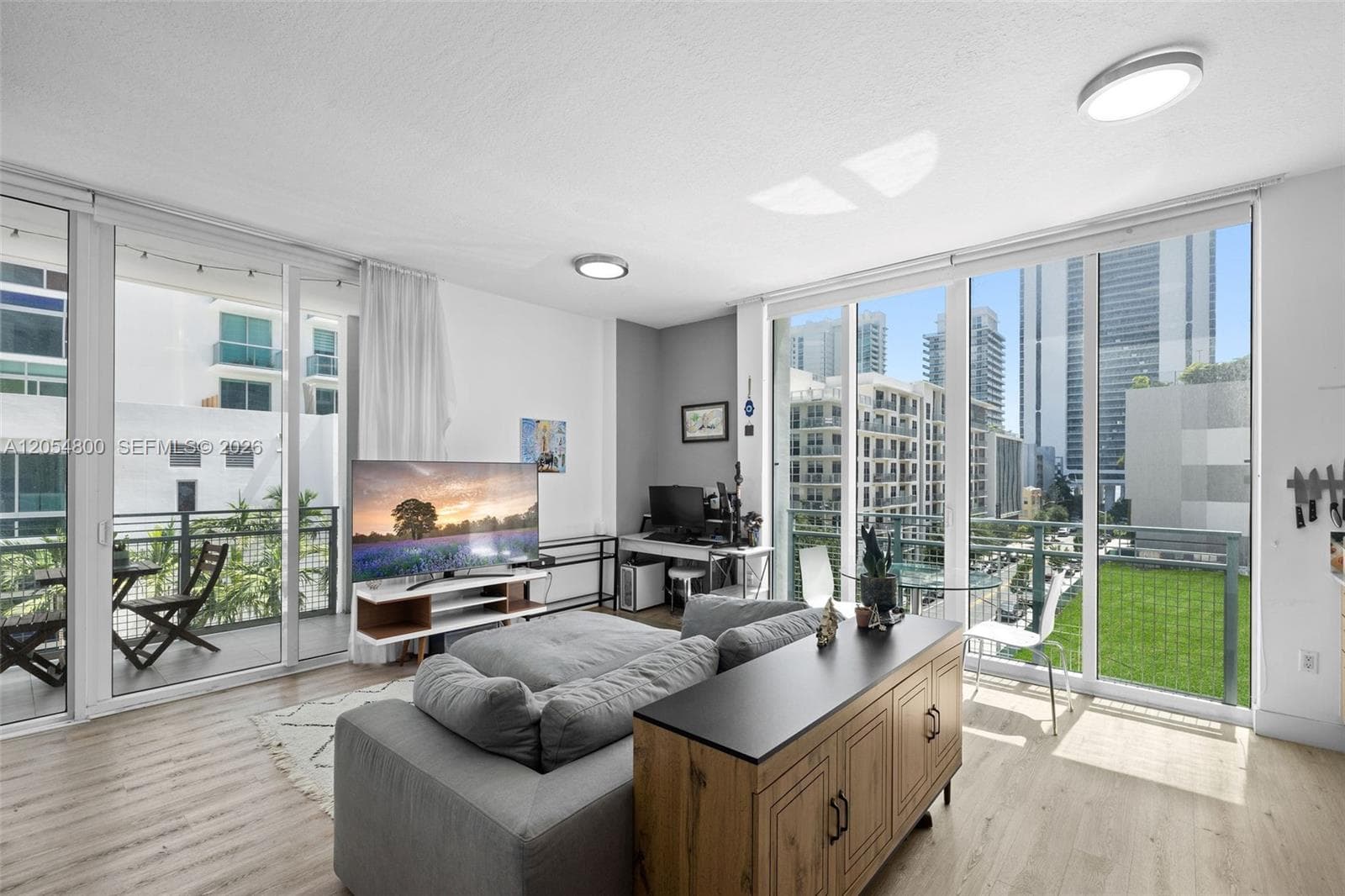 350 NE 24th St # 401, Miami, FL 33137 photo 2